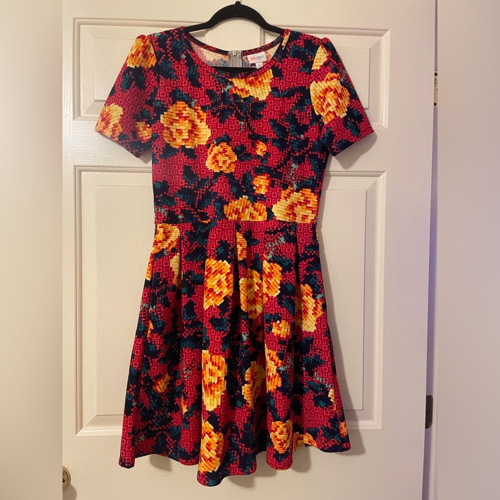 Vibrant Floral Short Sleeve Dress